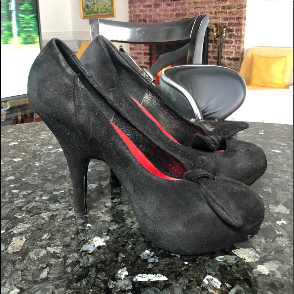 Authentic Giuseppe zanotti suede heals